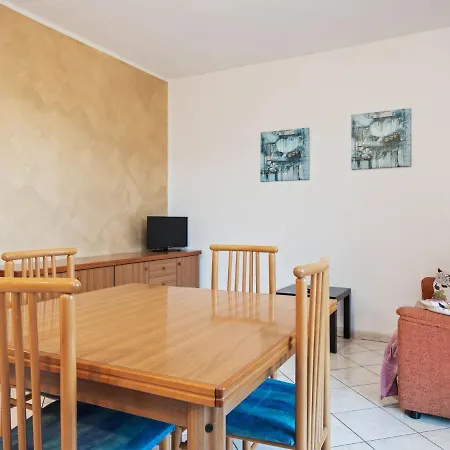בית נופש Panoramic With Swimming Pool And Garden