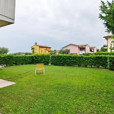 בית נופש Panoramic With Swimming Pool And Garden לאזיסה