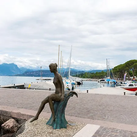 Nyaraló In Near Garda Lazise